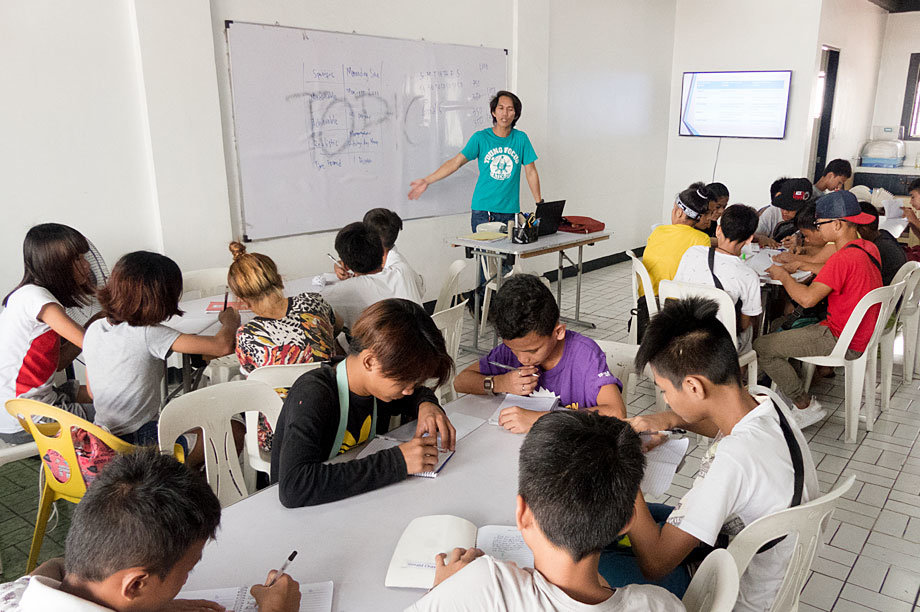 GIVE DROPOUTS A CHANCE TO GO BACK TO SCHOOL