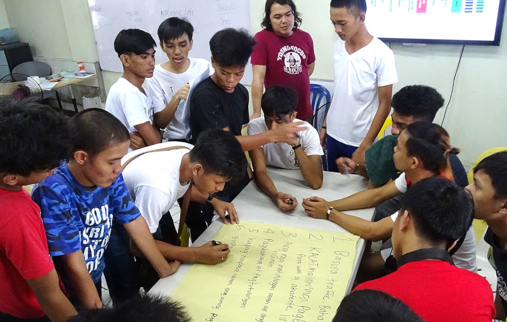 GIVE DROPOUTS A CHANCE TO GO BACK TO SCHOOL