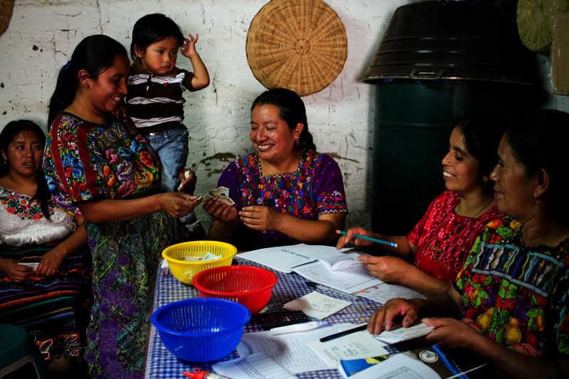 Give efficient stoves to 100 Guatemalan families