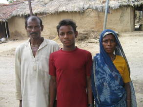 Pappu of the impact story with parents.