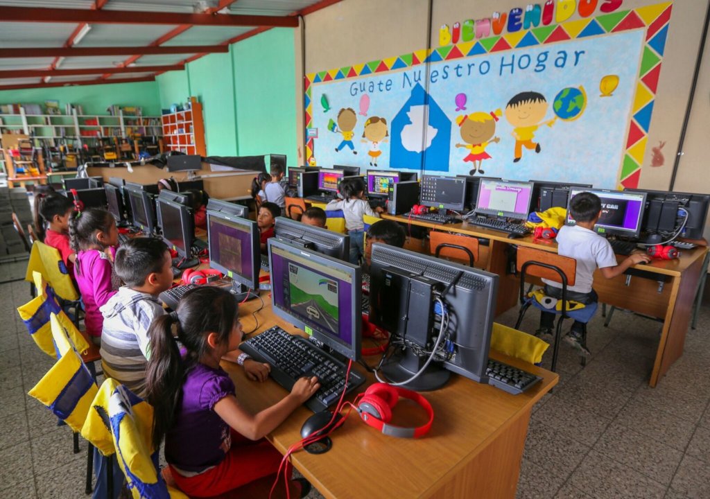 Help 570 children with their educational licenses