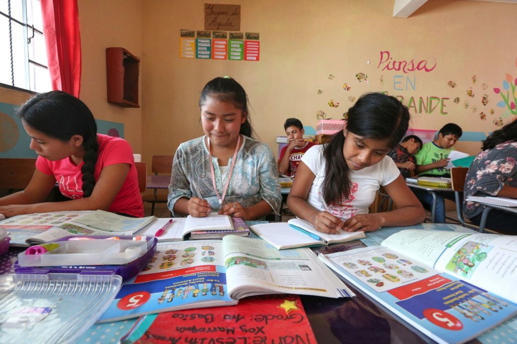 Help 570 children with their educational licenses