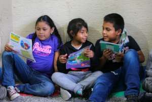 Kids reading
