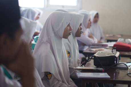 English Skills for 10,000 Indonesian Youths