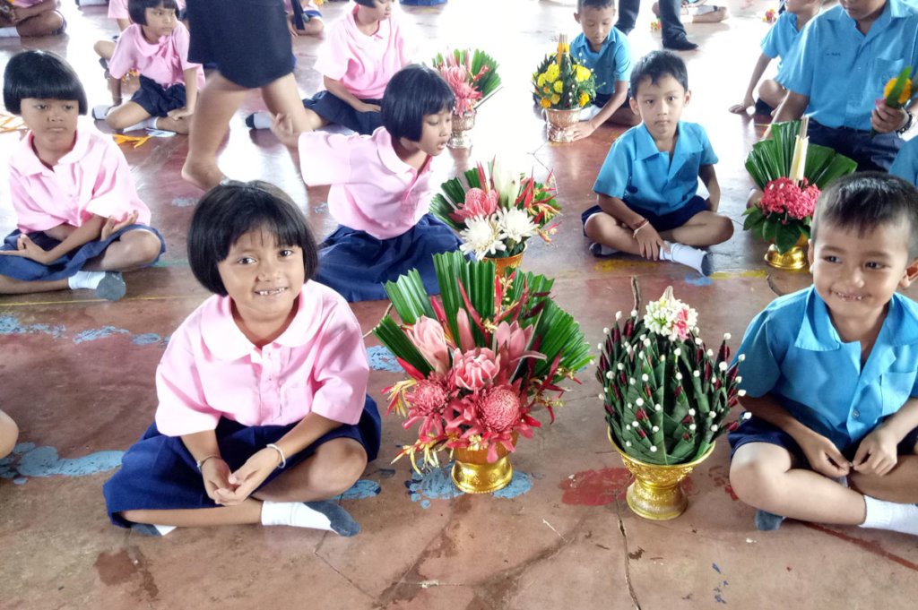 Sponsor 18 Kindergartners at Yaowawit in Thailand
