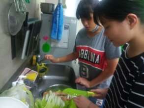 children learning cooking