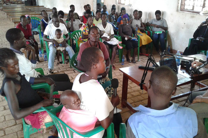 Support 1000 young mothers with beehives in Uganda