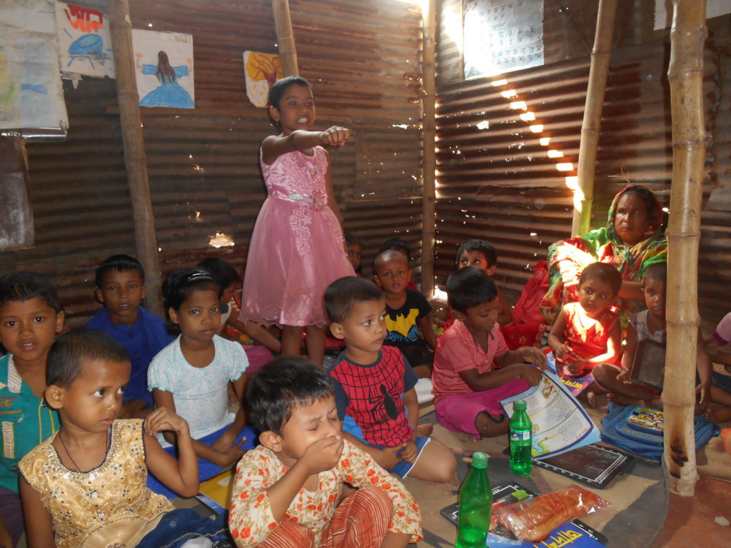 Pre-school Education for 1800 Slum Children