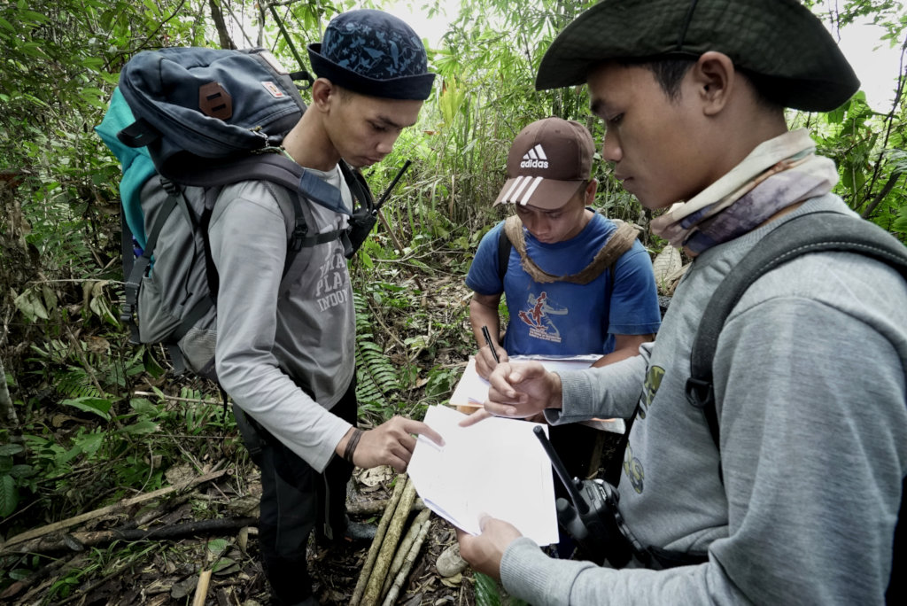 Support 13 villages to save the Bornean Rainforest