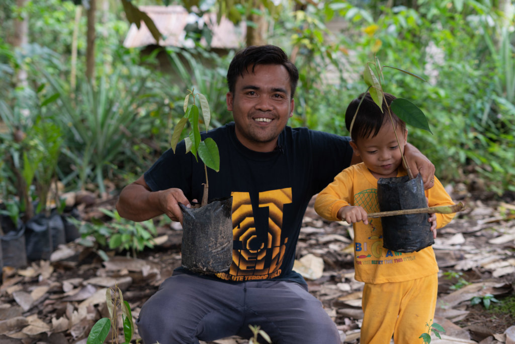 Support 13 villages to save the Bornean Rainforest