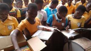 200313 CSAG Books Africa Pallet Received (10)