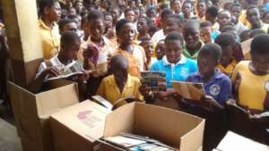 200313 CSAG Books Africa Pallet Received (13)