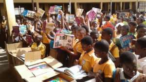 200313 CSAG Books Africa Pallet Received (8)