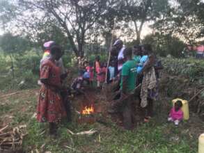 Uganda making biochar with sesame waste