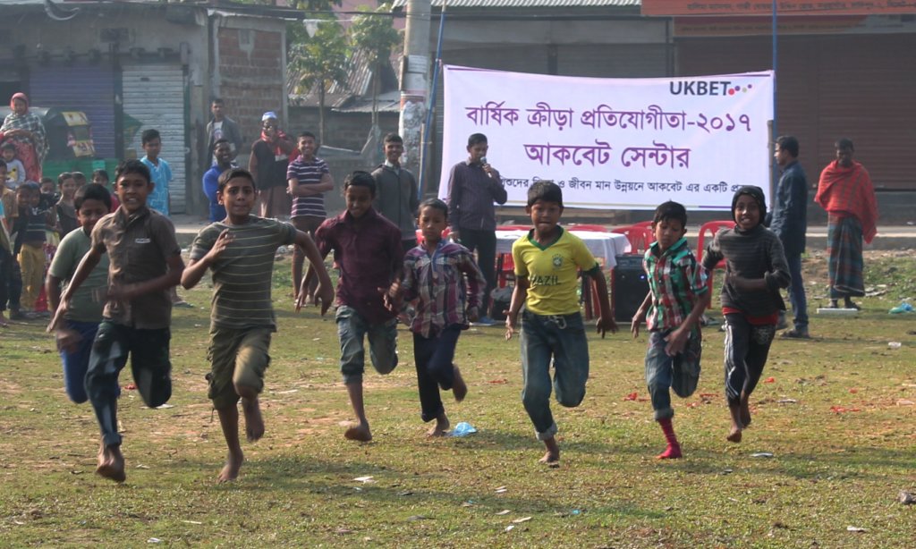 Give child labourers an education in Bangladesh