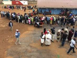 Kenyans in line to vote on election day