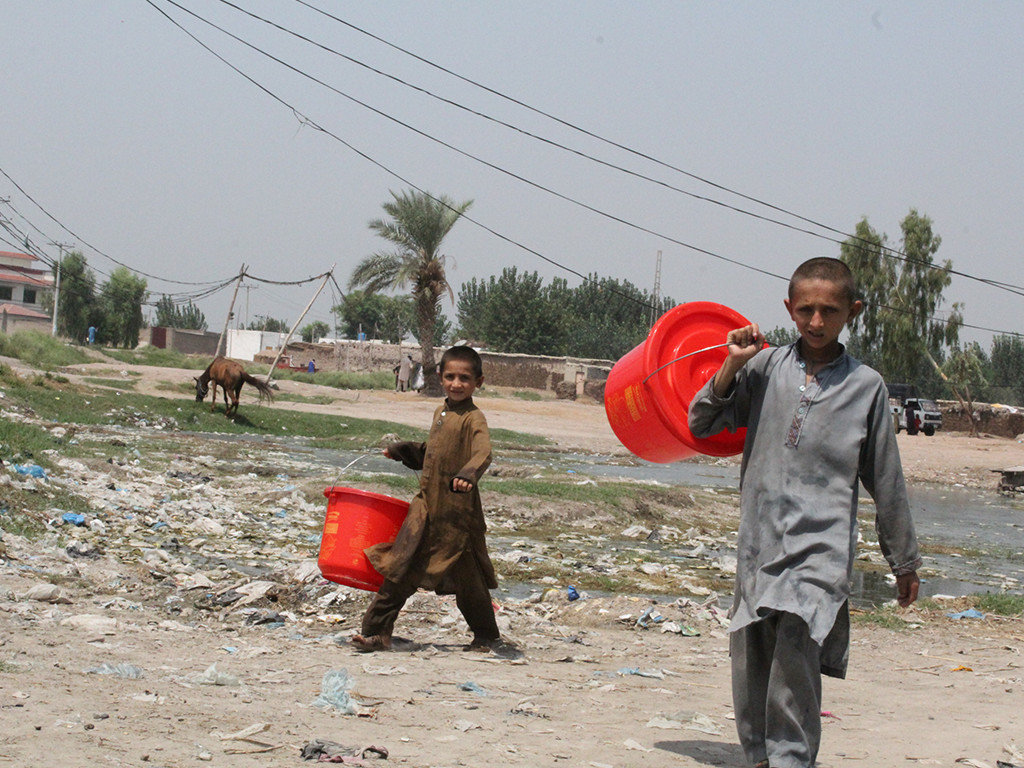 50 street children resume school in rural Pakistan