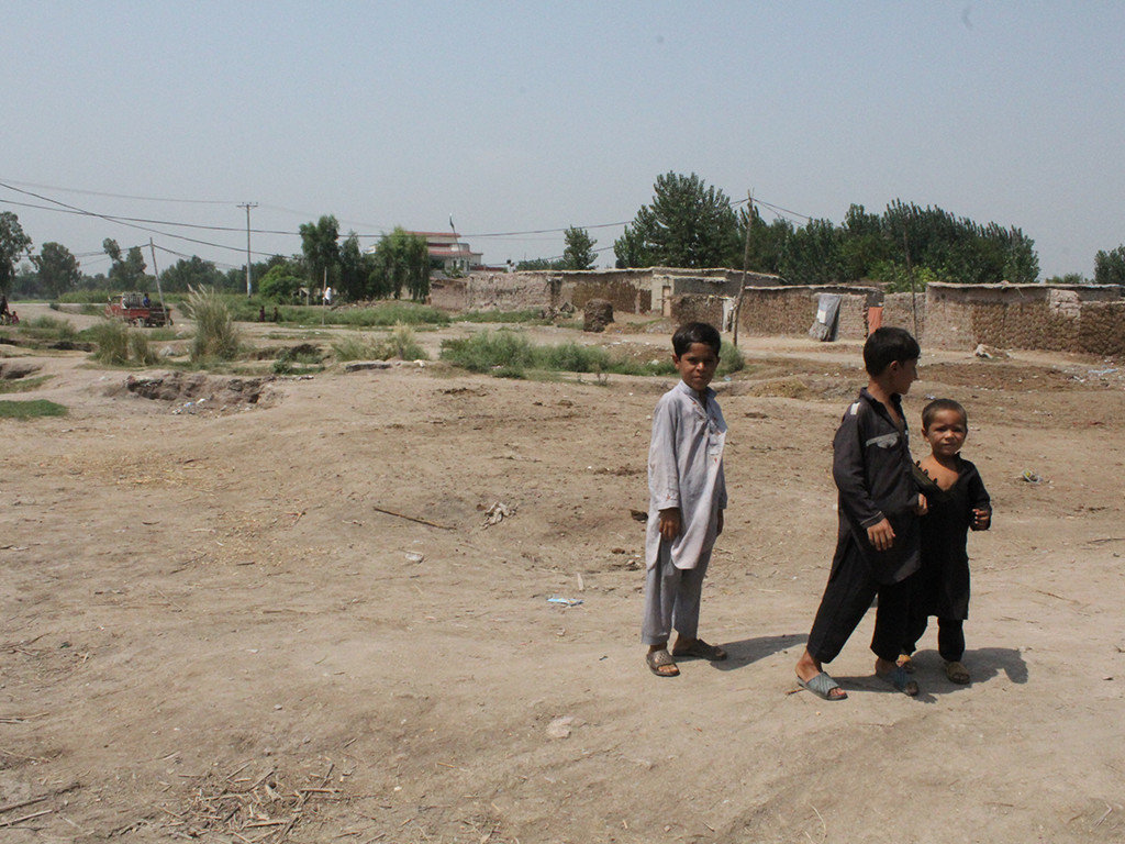 50 street children resume school in rural Pakistan