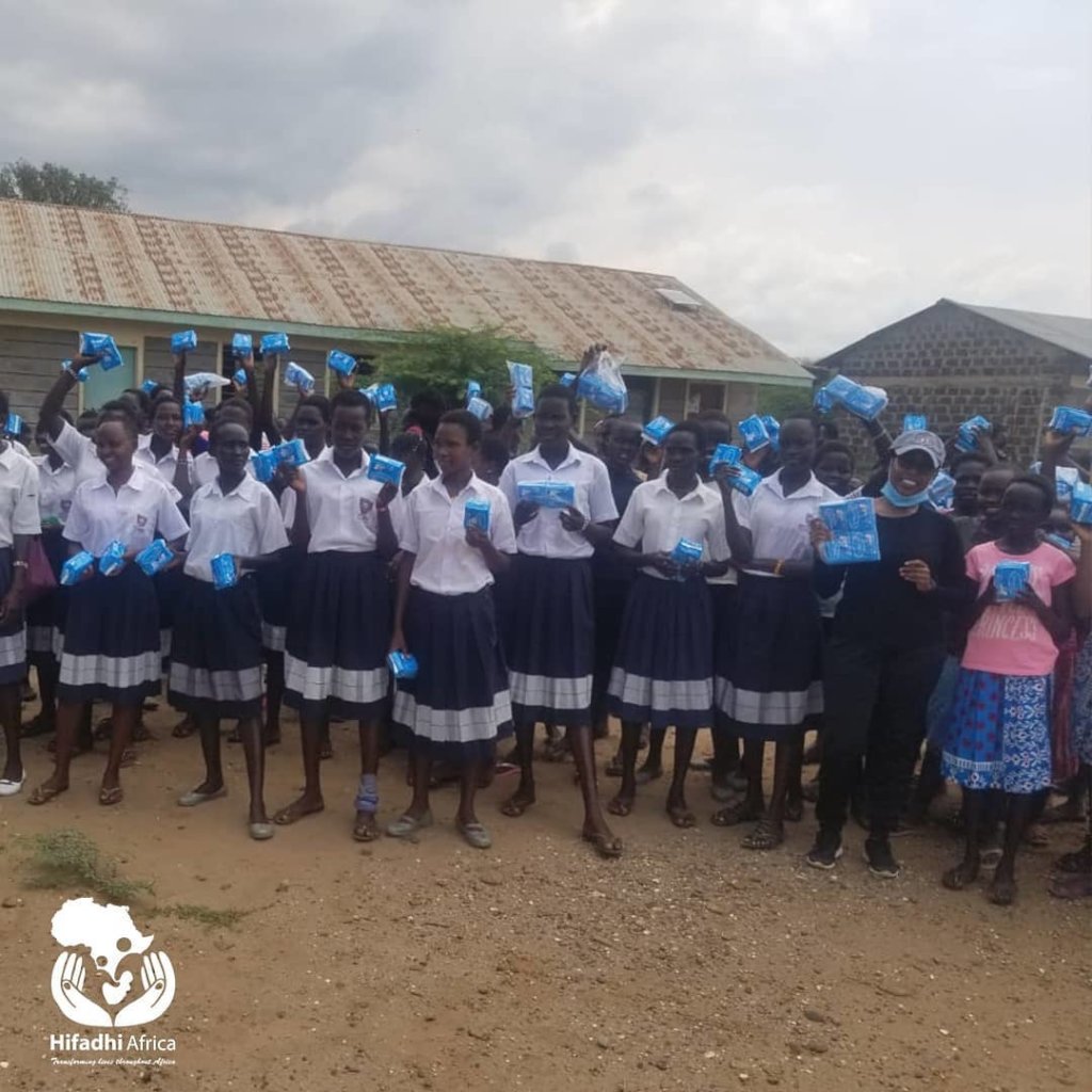 SANITARY PADS TO 150 NEEDY STUDENTS IN KENYA