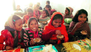 Breaktime snacks are devoured eagerly.