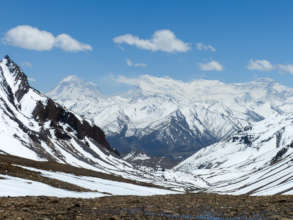 On the way to Saldang on a 5,000+ meter pass