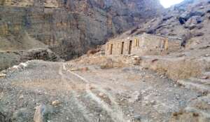 Start of school construction in Lhuri