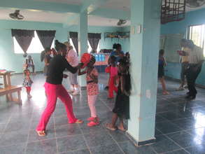 self-defense class