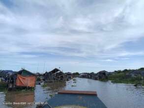 Arriving in the village of Moat Klas