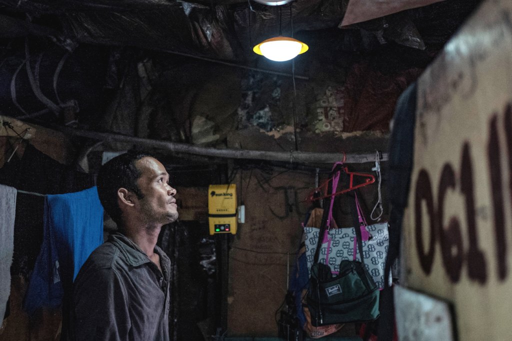 Solar power for the poor in the Philippines