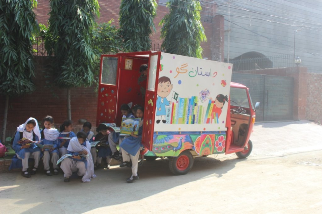 Rickshaw Mobile Library to visit 6000 children