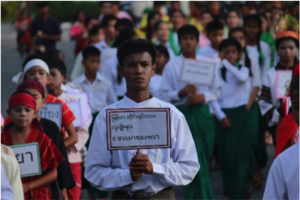 Nay leading students on Human Rights March