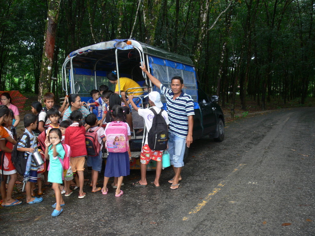 Provide Education for 470 Burmese Migrant Children