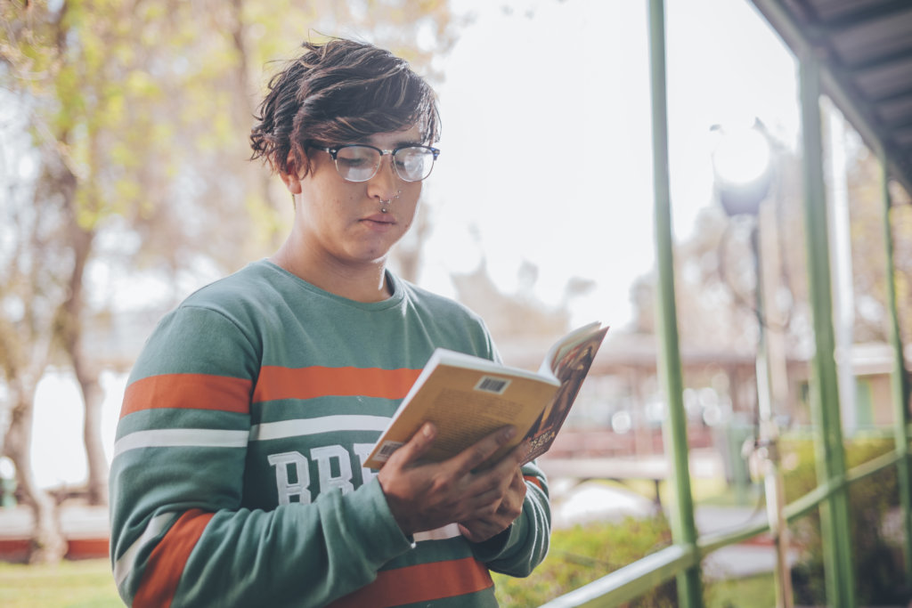 Get 16 teens out of poverty through education