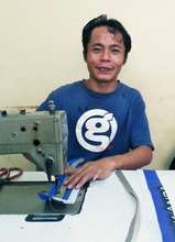 Sewing piping from an advertising banner