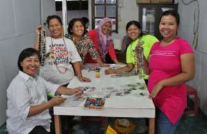 The women of Cirendeu Handicrafts