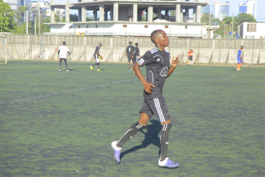 Promote football talent youths of under 17 years