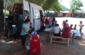 Get a mobile library to refugee camps in Greece