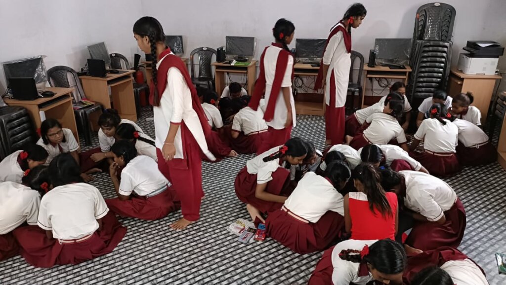Train 4600 Indian girls as peer health leaders