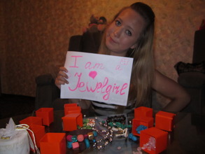 A proud Russian JewelGirl learning English!