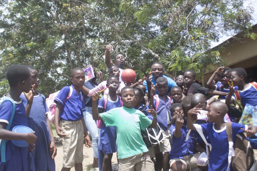 SPONSOR A CHILD AND CHANGE THEIR LIFE >SAVE GHANA