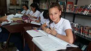 Sandra a sus 12 anos / Sandra at 12 years old