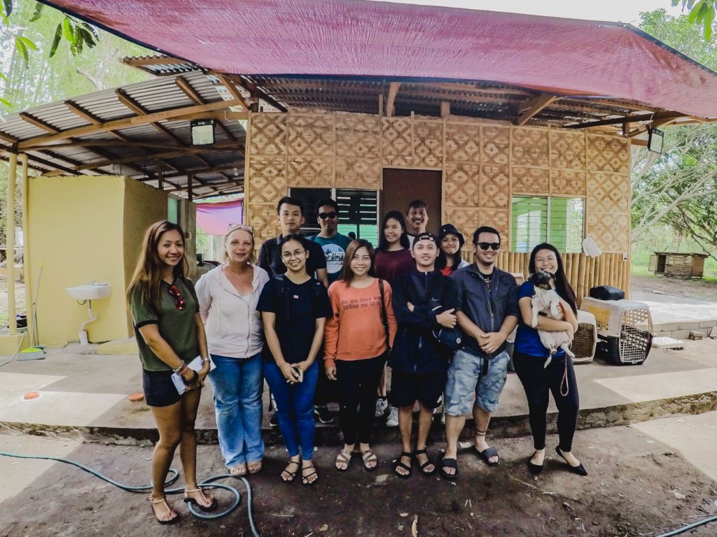 Veterinarian Volunteers Housing