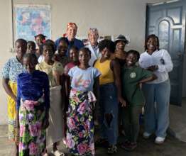 Aftercare women and surgeons in their hats!