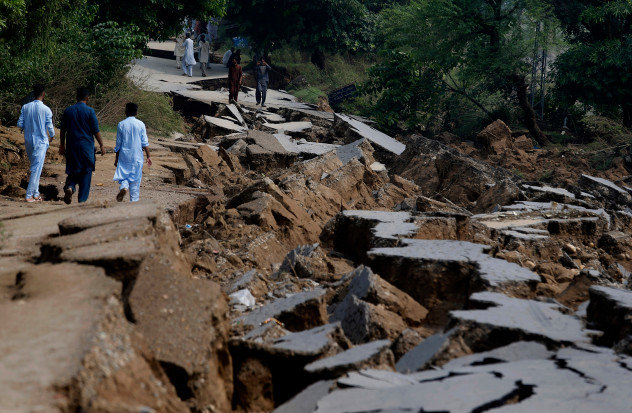Earthquake relief fund for Pakistan
