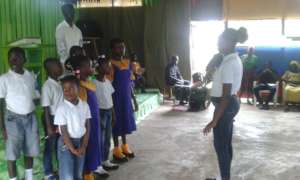 Sunnette Students singing during Graduation