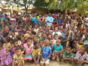 HELP 2000 UGANDAN DISADVANTAGED CHILDREN LEARN