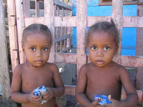 Save the life of children in death risk