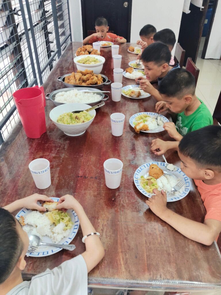 "GIVE HOPE TO 40 CHILDREN TO HAVE A BETTER FUTURE"