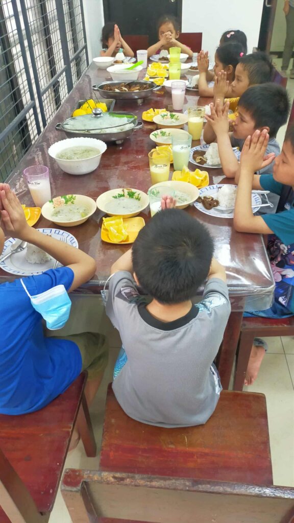 "GIVE HOPE TO 40 CHILDREN TO HAVE A BETTER FUTURE"