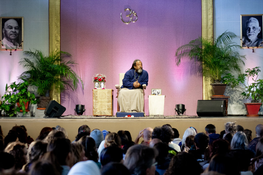 Supporting Satsang with Mooji